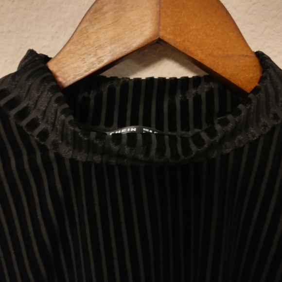 Mock Neck Top Puff Long Sleeve Rib Black Velvet M - Picture 11 of 12